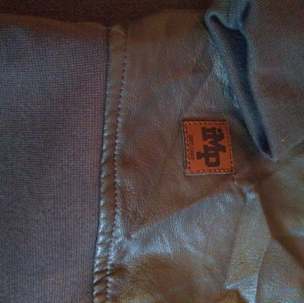 Imperious Poly-eurethane popover - Picture 5 of 8